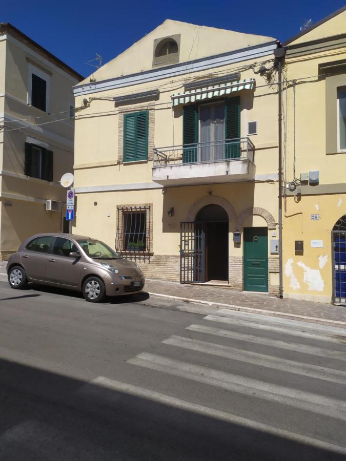La Puteka Short Rent Nel Cuore Di Vasto Luaran gambar